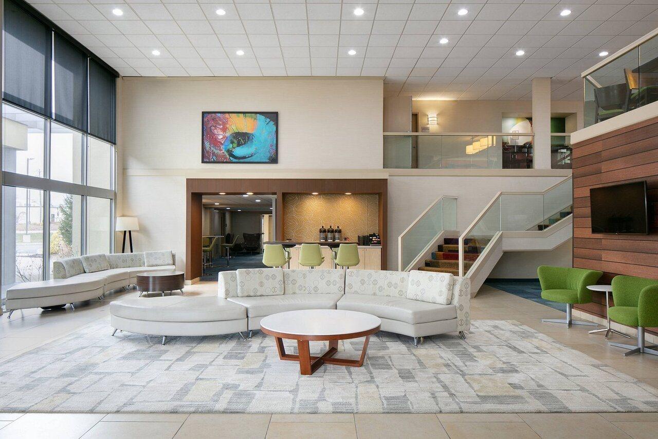 Chester Inn & Suites Sharonville Esterno foto