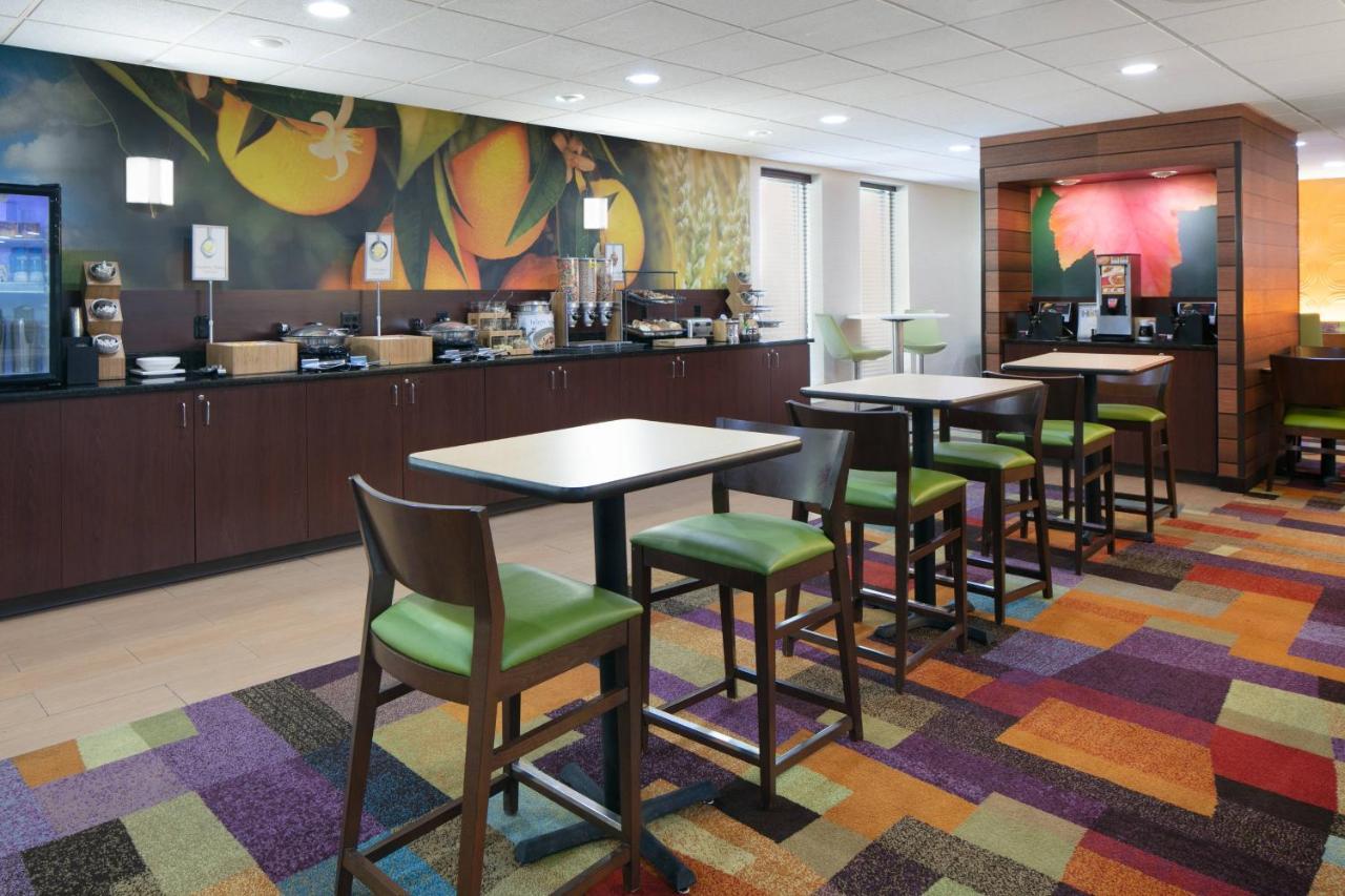Chester Inn & Suites Sharonville Esterno foto