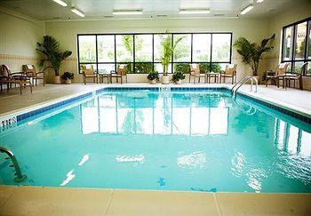 Chester Inn & Suites Sharonville Esterno foto