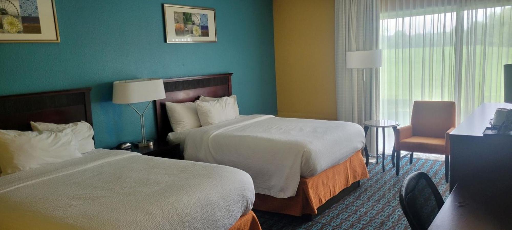 Chester Inn & Suites Sharonville Esterno foto