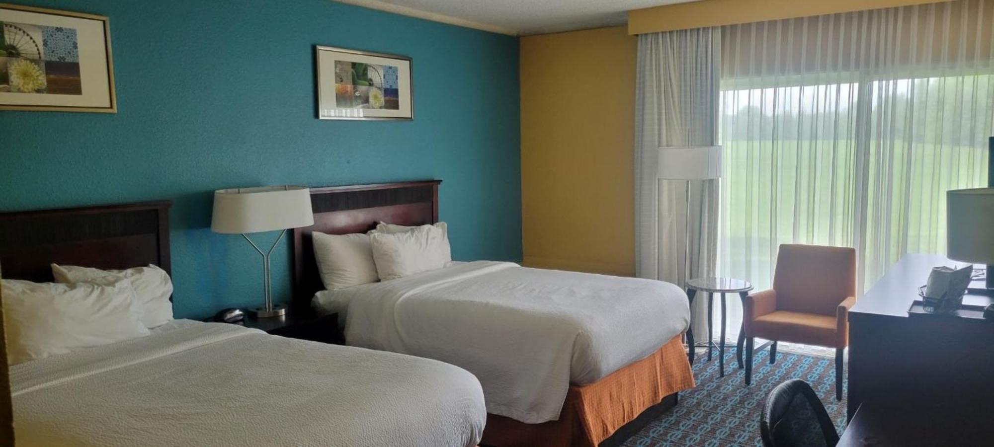 Chester Inn & Suites Sharonville Esterno foto