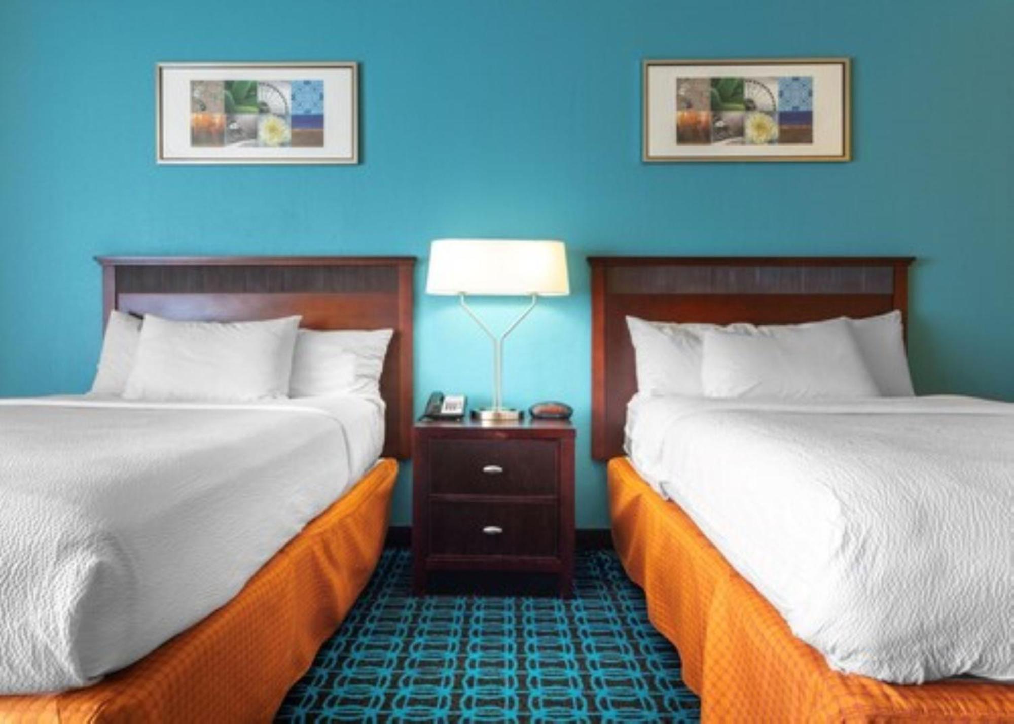 Chester Inn & Suites Sharonville Esterno foto