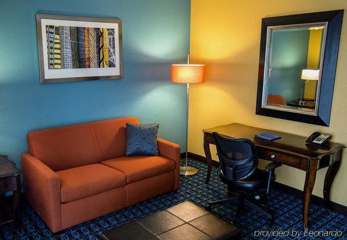 Chester Inn & Suites Sharonville Esterno foto